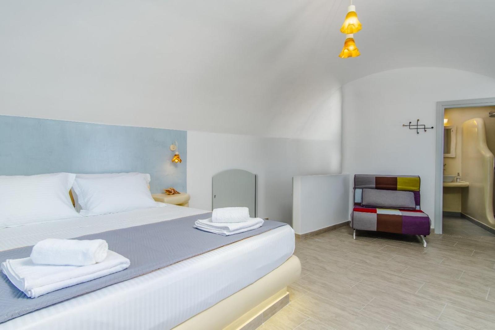 Adamantios Villas & Suites Akrotiri  Exterior photo